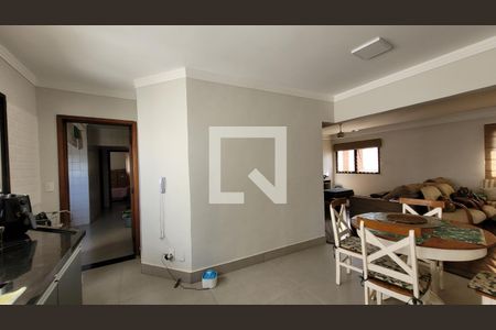 Apartamento à venda com 177m², 4 quartos e 2 vagasCozinha