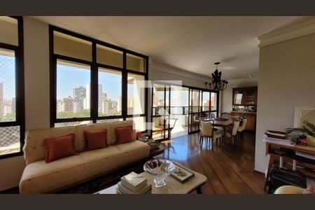 Sala de apartamento à venda com 4 quartos, 177m² em Centro, Campinas