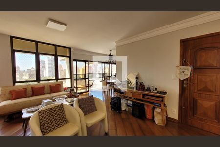 Sala de apartamento à venda com 4 quartos, 177m² em Centro, Campinas