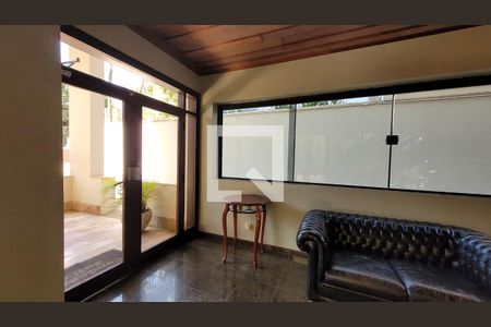 Apartamento à venda com 177m², 4 quartos e 2 vagasHall social