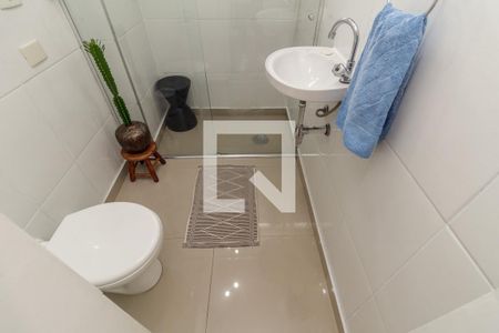 Banheiro de kitnet/studio à venda com 1 quarto, 28m² em Vila Buarque, São Paulo