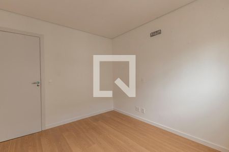 Apartamento à venda com 120m², 4 quartos e 2 vagas Apartamento à venda com 120m², 4 quartos e 2 vagasQuarto 3