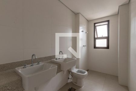 Apartamento à venda com 120m², 4 quartos e 2 vagas Apartamento à venda com 120m², 4 quartos e 2 vagasBanheiro