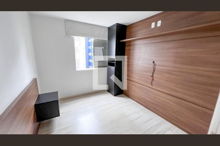 Quarto 1 de apartamento para alugar com 3 quartos, 110m² em Buritis, Belo Horizonte