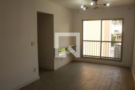 Sala de apartamento para alugar com 3 quartos, 69m² em Vila Ipojuca, São Paulo