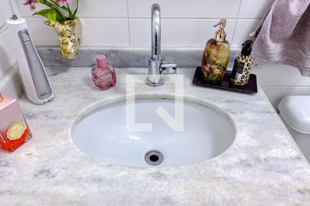 Apartamento à venda com 92m², 3 quartos e 2 vagasBanheiro da Suíte