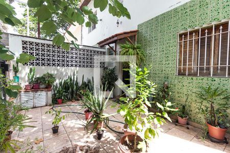Apartamento à venda com 96m², 3 quartos e 2 vagas Apartamento à venda com 96m², 3 quartos e 2 vagasGaragem