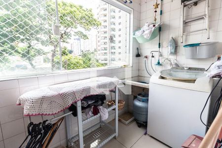 Apartamento à venda com 96m², 3 quartos e 2 vagas Apartamento à venda com 96m², 3 quartos e 2 vagasÁrea de serviço