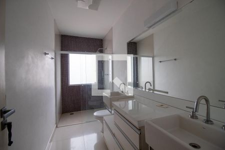 Casa para alugar com 500m², 6 quartos e 6 vagasBanheiro do Quarto 3