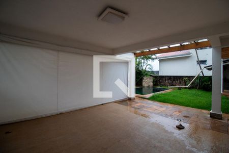 Casa para alugar com 500m², 6 quartos e 6 vagasÁrea comum