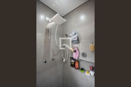 Casa à venda com 219m², 3 quartos e 3 vagas Casa à venda com 219m², 3 quartos e 3 vagasChuveiro do Banheiro