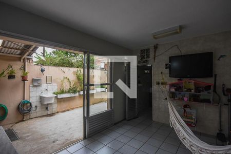 Casa à venda com 219m², 3 quartos e 3 vagas Casa à venda com 219m², 3 quartos e 3 vagasÁrea de Convivência