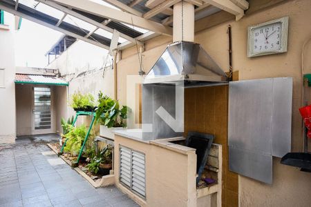 Casa à venda com 219m², 3 quartos e 3 vagas Casa à venda com 219m², 3 quartos e 3 vagasChurrasqueira