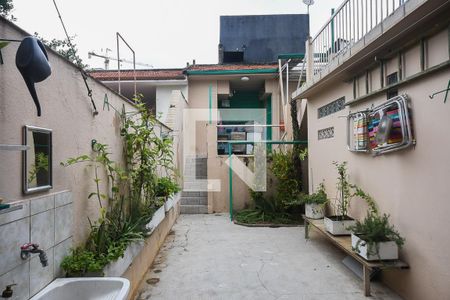 Casa à venda com 219m², 3 quartos e 3 vagas Casa à venda com 219m², 3 quartos e 3 vagasJardim