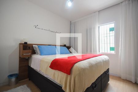 Casa à venda com 219m², 3 quartos e 3 vagas Casa à venda com 219m², 3 quartos e 3 vagasQuarto 3