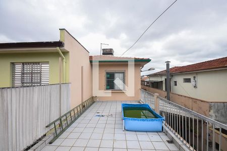 Casa à venda com 219m², 3 quartos e 3 vagas Casa à venda com 219m², 3 quartos e 3 vagasTerraço