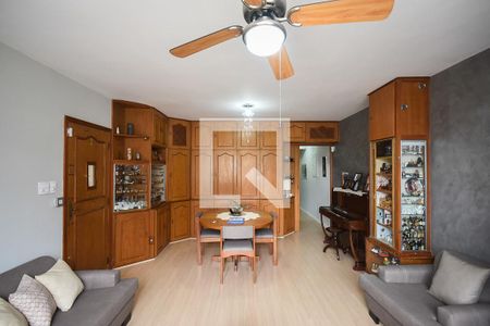 Sala de casa para alugar com 3 quartos, 218m² em Vila Sonia, São Paulo