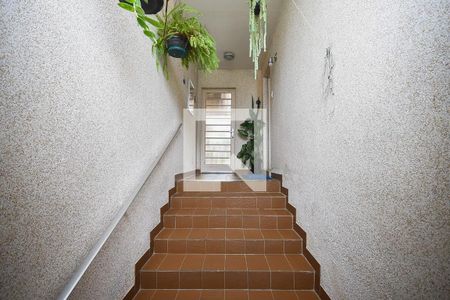 Casa à venda com 219m², 3 quartos e 3 vagas Casa à venda com 219m², 3 quartos e 3 vagasEntrada