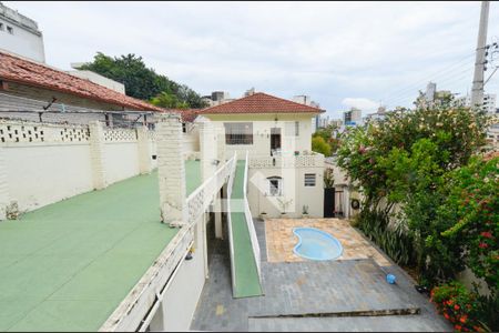Casa à venda com 200m², 5 quartos e 2 vagasArea externa