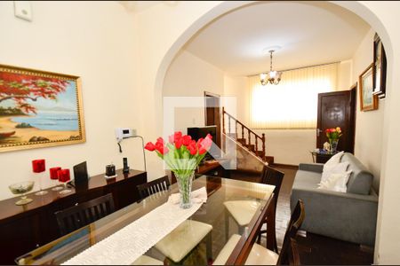 Casa à venda com 200m², 5 quartos e 2 vagasCopa