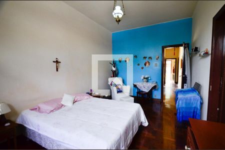 Casa à venda com 200m², 5 quartos e 2 vagasQuarto2