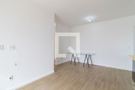 Sala de apartamento para alugar com 3 quartos, 76m² em Jardim Monte Kemel, São Paulo