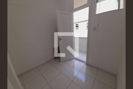 Apartamento para alugar com 98m², 2 quartos e sem vaga Apartamento para alugar com 98m², 2 quartos e sem vagaÁrea de Serviço