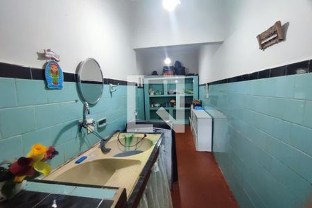 Casa à venda com 225m², 2 quartos e 1 vagaÁrea de Serviço