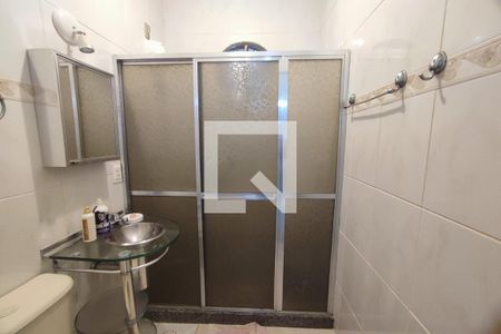 Casa à venda com 225m², 2 quartos e 1 vagaBanheiro