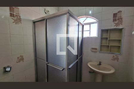 Casa à venda com 250m², 3 quartos e 4 vagas Casa à venda com 250m², 3 quartos e 4 vagasBanheiro Social