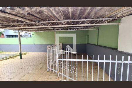 Casa à venda com 250m², 3 quartos e 4 vagas Casa à venda com 250m², 3 quartos e 4 vagasárea externa