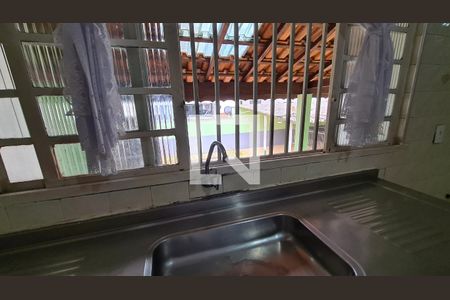 Casa à venda com 250m², 3 quartos e 4 vagas Casa à venda com 250m², 3 quartos e 4 vagascozinha