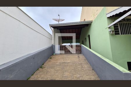 Casa à venda com 250m², 3 quartos e 4 vagas Casa à venda com 250m², 3 quartos e 4 vagasárea externa