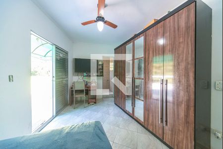 Suíte de casa à venda com 3 quartos, 159m² em Parque Gerassi, Santo André