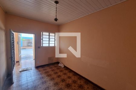 Sala de casa para alugar com 2 quartos, 54m² em Vila Tiberio, Ribeirão Preto
