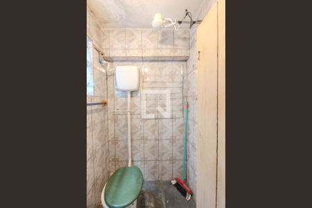 Banheiro de kitnet/studio para alugar com 1 quarto, 20m² em Liberdade, São Paulo