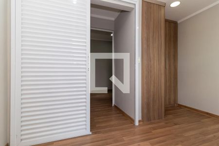 Quarto 1 de casa para alugar com 2 quartos, 60m² em Vila Corberi, São Paulo