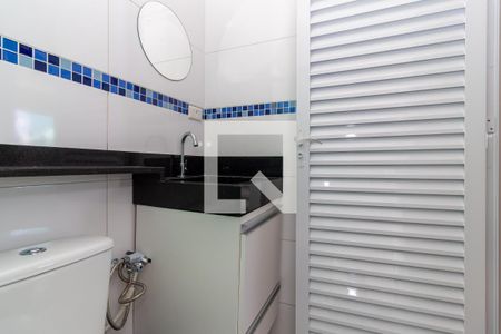 Casa para alugar com 60m², 2 quartos e 2 vagasBanheiro
