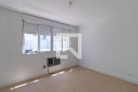 Quarto 2 de apartamento à venda com 2 quartos, 75m² em Farroupilha, Porto Alegre
