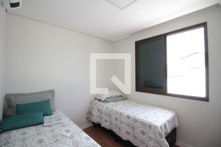 Casa para alugar com 180m², 3 quartos e 2 vagasQuarto