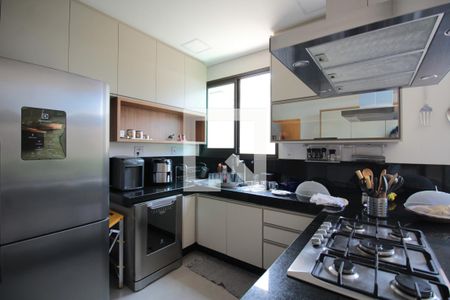 Casa para alugar com 180m², 3 quartos e 2 vagasCozinha