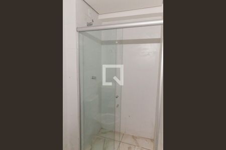 Banheiro de kitnet/studio para alugar com 1 quarto, 28m² em Vila Prudente, São Paulo