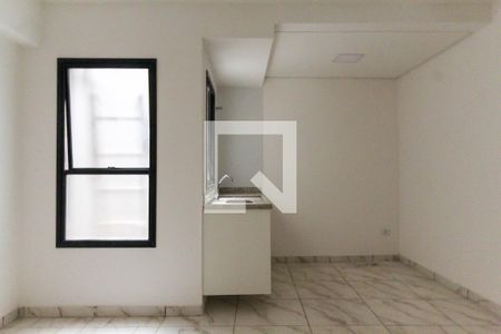 Cozinha de kitnet/studio para alugar com 1 quarto, 28m² em Vila Prudente, São Paulo