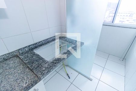 Apartamento para alugar com 44m², 2 quartos e 1 vaga Apartamento para alugar com 44m², 2 quartos e 1 vagaCozinha e Área de Serviço