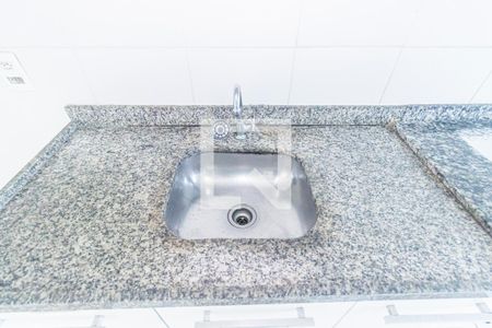 Apartamento para alugar com 44m², 2 quartos e 1 vaga Apartamento para alugar com 44m², 2 quartos e 1 vagaCozinha e Área de Serviço