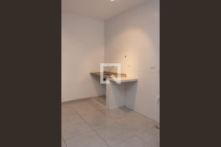 Cozinha e Área de Serviço de kitnet/studio para alugar com 1 quarto, 30m² em Vila Albano, São Paulo
