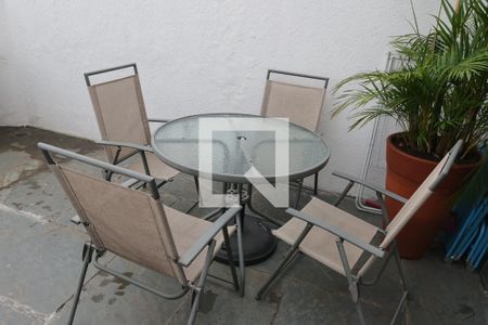 Apartamento à venda com 99m², 2 quartos e 1 vagaQuarto 2