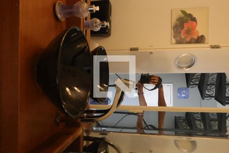 Apartamento à venda com 99m², 2 quartos e 1 vagaLavabo