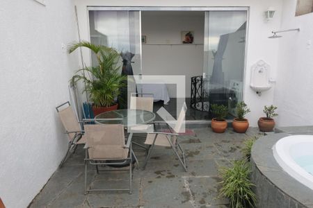 Apartamento à venda com 99m², 2 quartos e 1 vagaQuarto 2