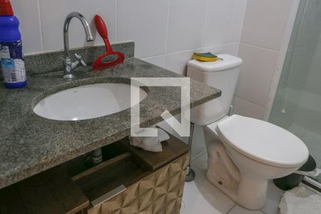 Banheiro de apartamento para alugar com 1 quarto, 33m² em Barra Funda, São Paulo